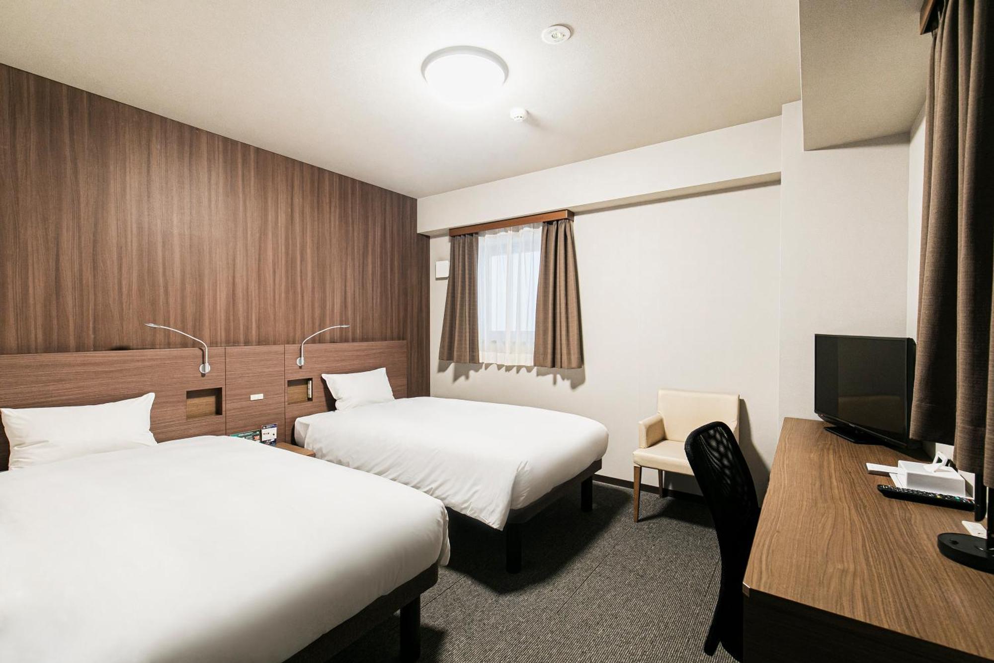 Hotel Smile Hakataekimae 3*